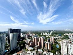 Commonwealth Towers (D3), Condominium #522685011